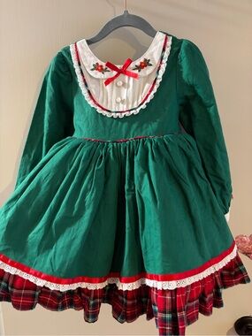 Three By The Sea Christmas Dress